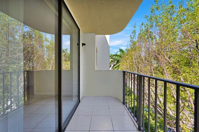 1673 Bay Rd 403, Miami Beach, FL 33139