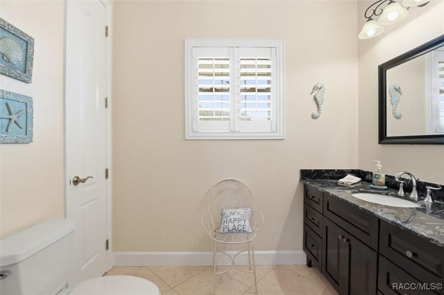 5 Palm Drive, Yankeetown, FL 34498