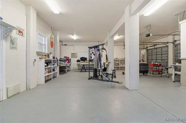 5 Palm Drive, Yankeetown, FL 34498