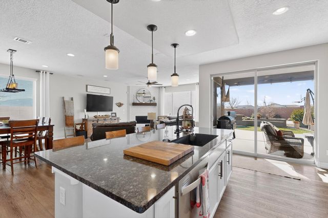 3115 Allyson Way NE, Rio Rancho, NM 87144