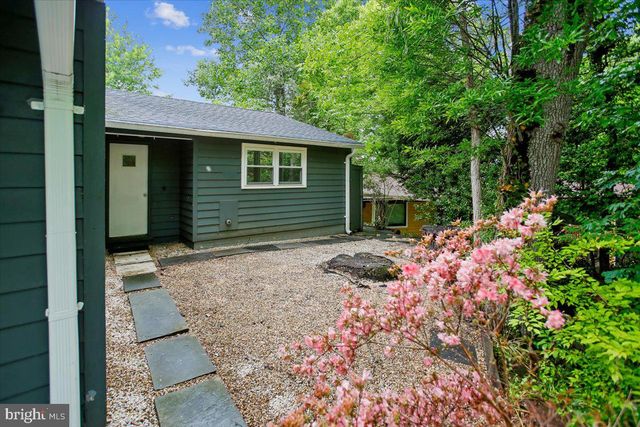 7014 BRAEBURN PL, Bethesda, MD 20817