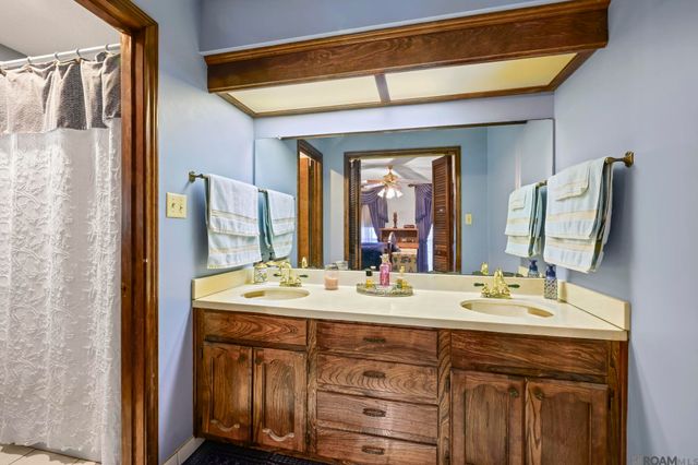 18868 Old Scenic Hwy, Zachary, LA 70791