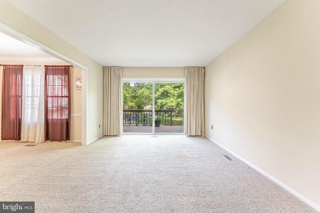 11 CHATEAU CIR, Chesterbrook, PA 19087