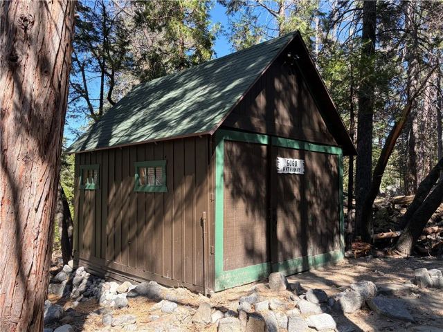 120 Barton Flats, Angelus Oaks, CA 92305