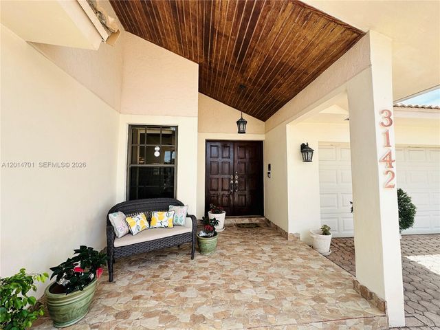 3142 SW 141st Ave, Miami, FL 33175