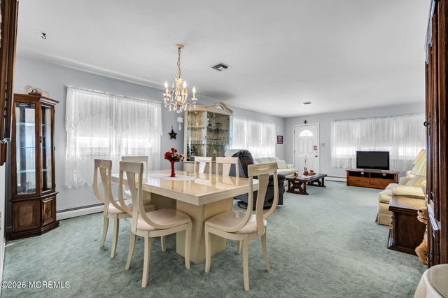 6 Falmouth Street, Toms River, NJ 08757