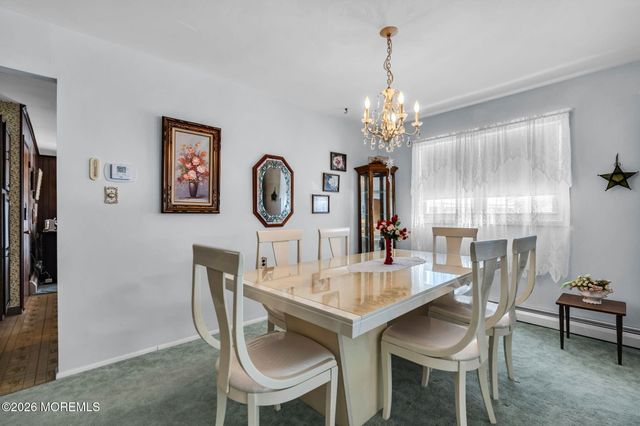 6 Falmouth Street, Toms River, NJ 08757