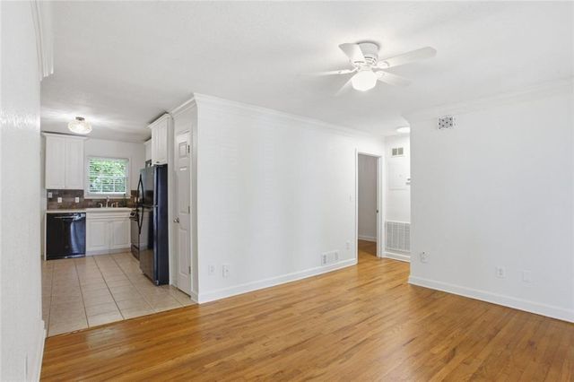 869 Briarcliff Road NE B 18, Atlanta, GA 30306