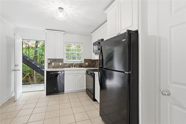 869 Briarcliff Road NE B 18, Atlanta, GA 30306