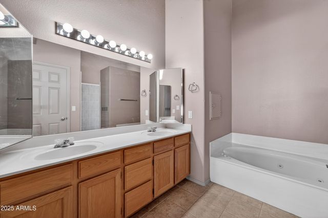 2262 E LOCKWOOD Street, Mesa, AZ 85213