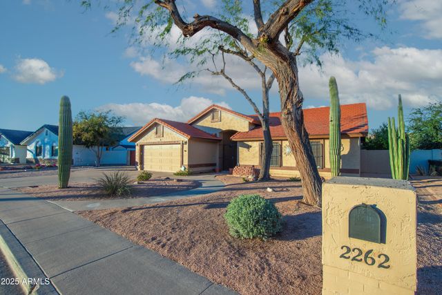 2262 E LOCKWOOD Street, Mesa, AZ 85213