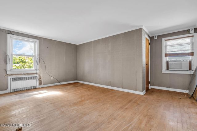 6 Webster Avenue, Kearny, NJ 07032