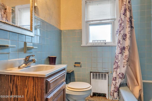 6 Webster Avenue, Kearny, NJ 07032