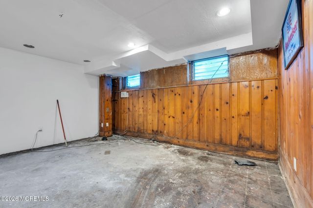 6 Webster Avenue, Kearny, NJ 07032