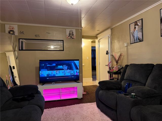 75 Lapham Street, Rochester, NY 14615