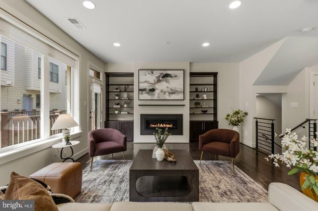 6617 EAMES WAY, Bethesda, MD 20817
