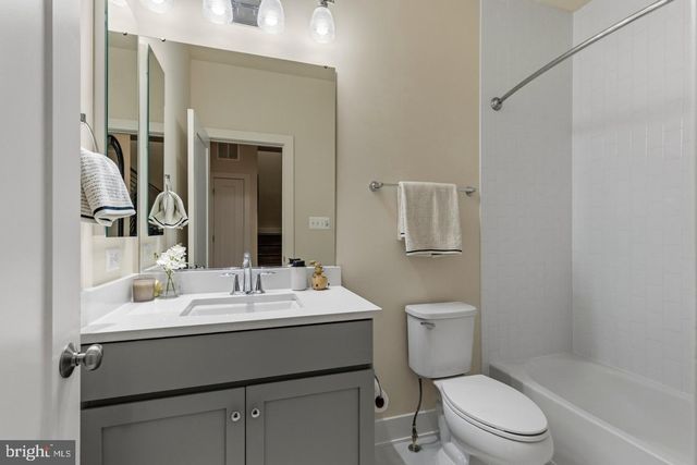 6617 EAMES WAY, Bethesda, MD 20817