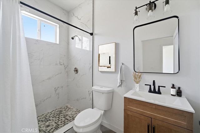 9709 Willis, North Hills, CA 91343