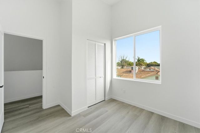 9709 Willis, North Hills, CA 91343