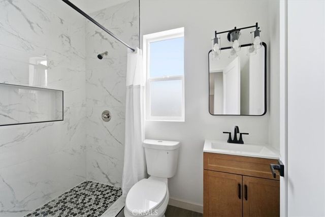 9709 Willis, North Hills, CA 91343