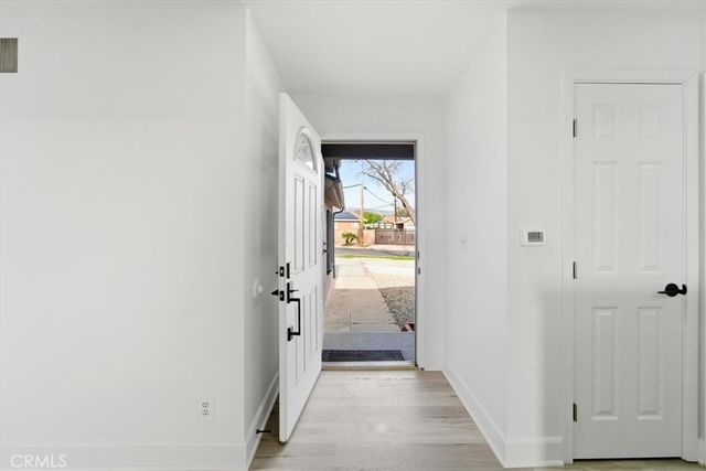 9709 Willis, North Hills, CA 91343