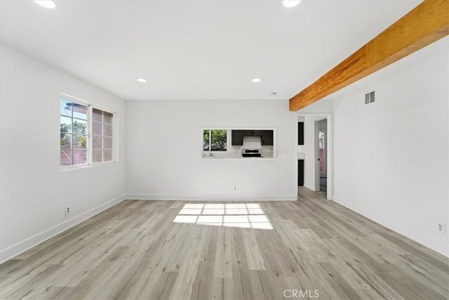 9709 Willis, North Hills, CA 91343