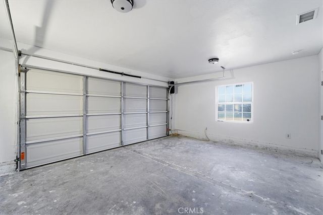 9709 Willis, North Hills, CA 91343