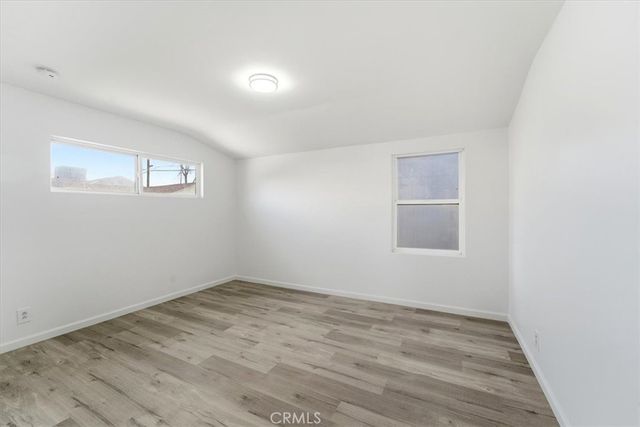 9709 Willis, North Hills, CA 91343