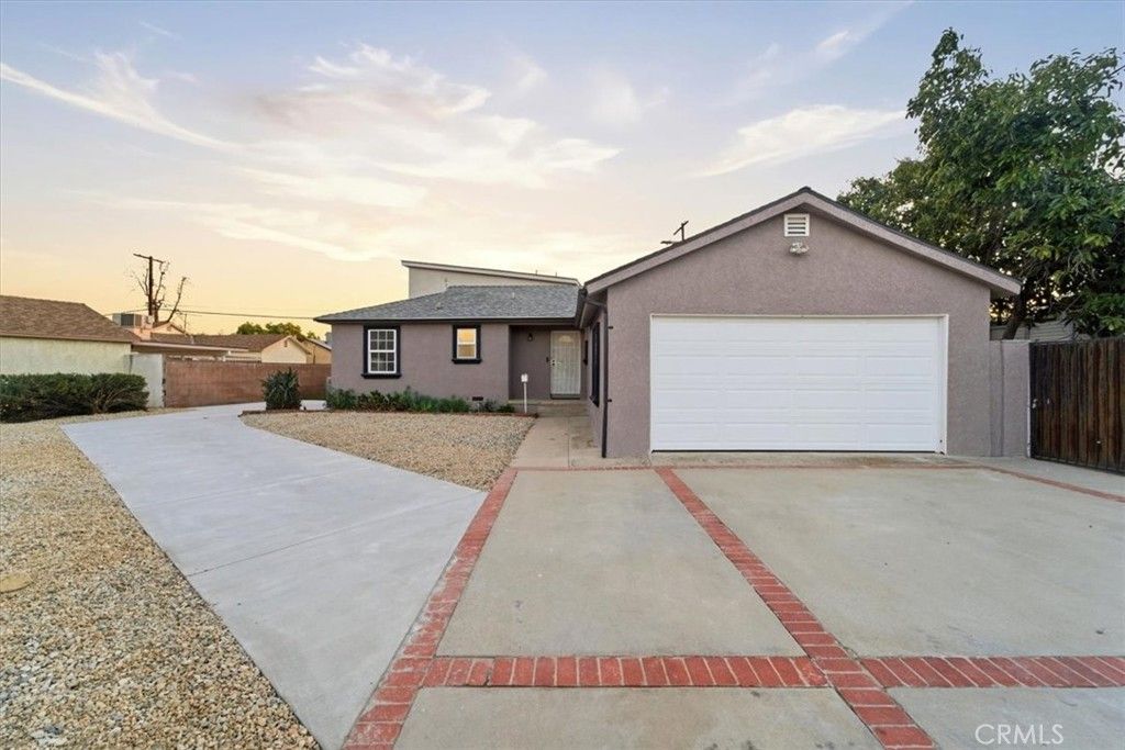 9709 Willis, North Hills, CA 91343