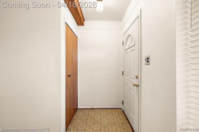 37935 Donald Street, Livonia, MI 48154