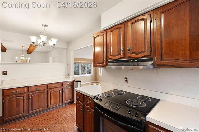 37935 Donald Street, Livonia, MI 48154