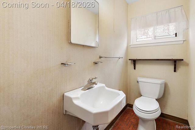 37935 Donald Street, Livonia, MI 48154