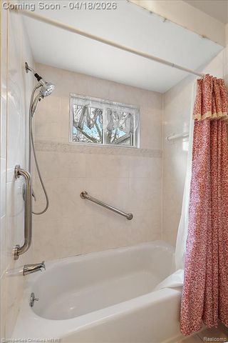 37935 Donald Street, Livonia, MI 48154