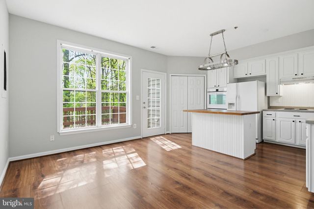 86 HARBOUR HEIGHTS DR, Annapolis, MD 21401