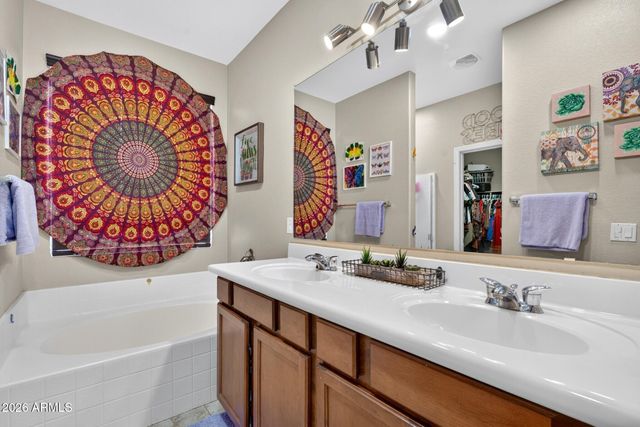 3921 E MORELOS Street, Gilbert, AZ 85295