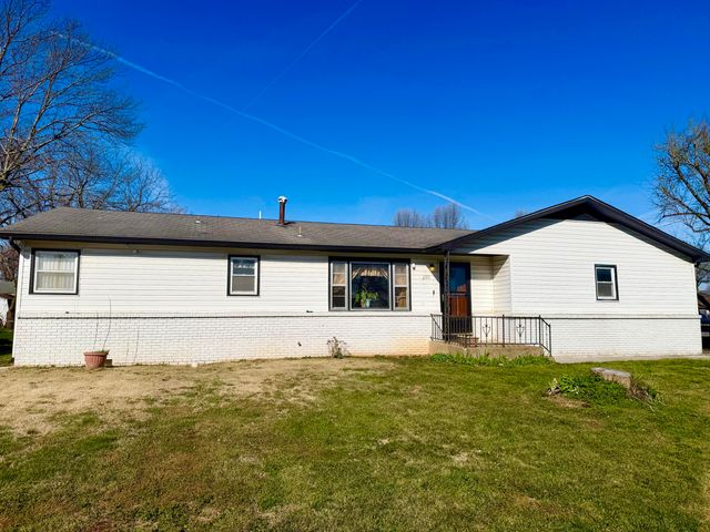 1311 N Dawn Avenue, Springfield, MO 65803