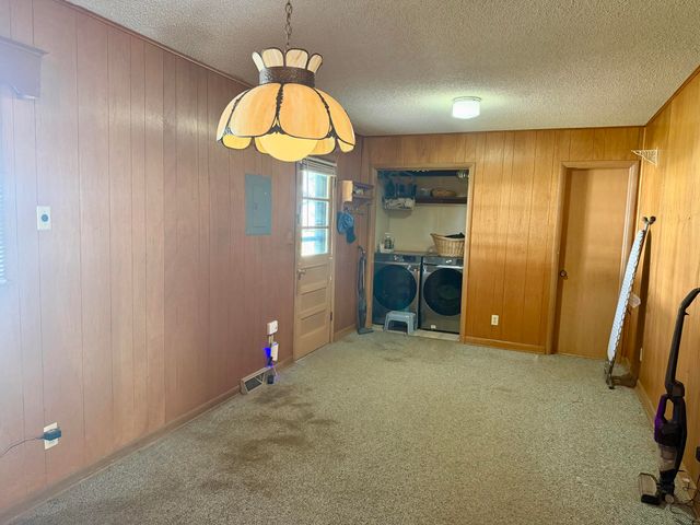 1311 N Dawn Avenue, Springfield, MO 65803