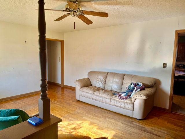 1311 N Dawn Avenue, Springfield, MO 65803