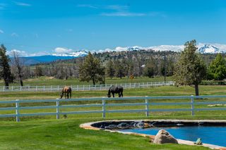 6419 NE Juniper Ridge Road, Redmond, OR 97756