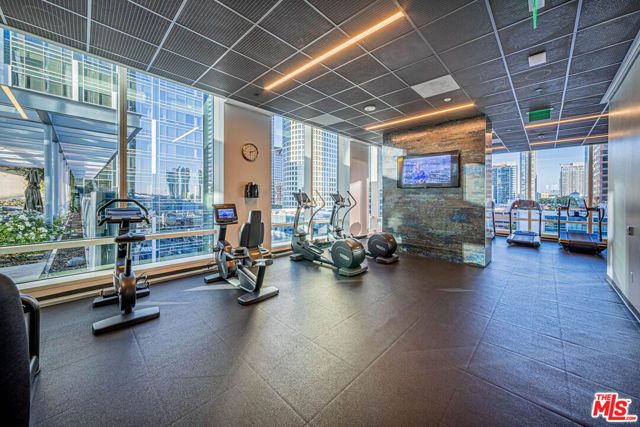 877 Francisco Street 1711, Los Angeles, CA 90017