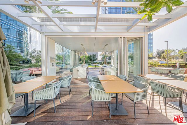 877 Francisco Street 1711, Los Angeles, CA 90017