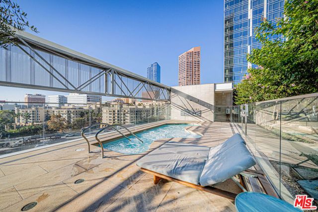 877 Francisco Street 1711, Los Angeles, CA 90017