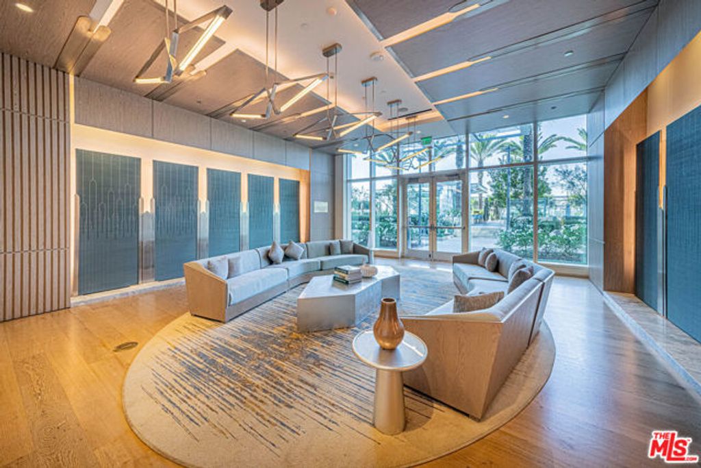 877 Francisco Street 1711, Los Angeles, CA 90017