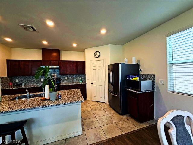 5357 Stonara Street, Las Vegas, NV 89113
