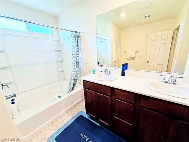 5357 Stonara Street, Las Vegas, NV 89113