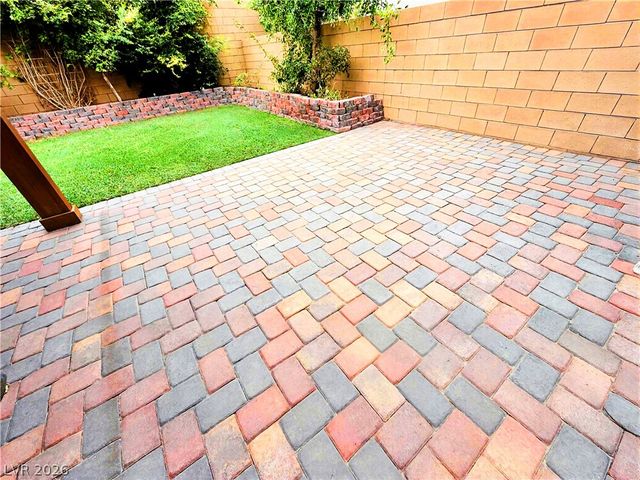 5357 Stonara Street, Las Vegas, NV 89113