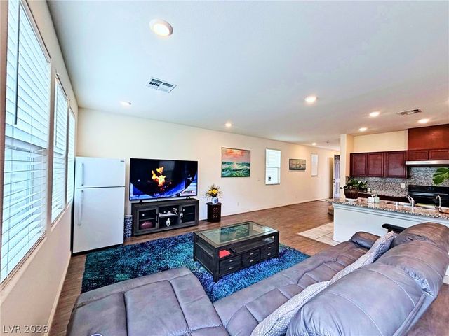 5357 Stonara Street, Las Vegas, NV 89113