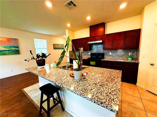 5357 Stonara Street, Las Vegas, NV 89113