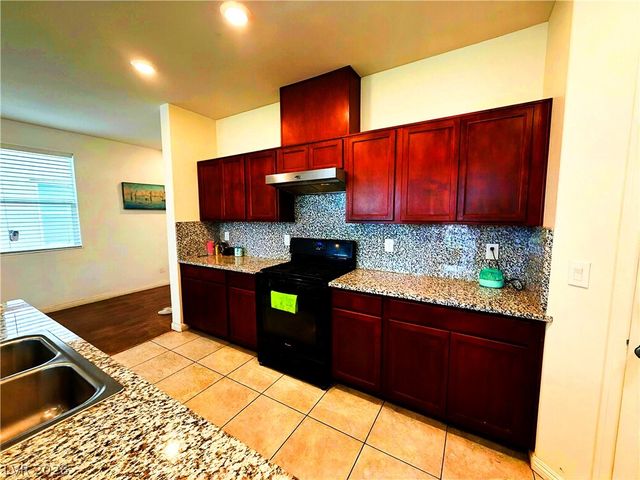 5357 Stonara Street, Las Vegas, NV 89113