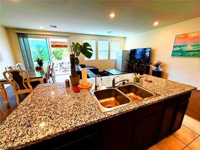 5357 Stonara Street, Las Vegas, NV 89113